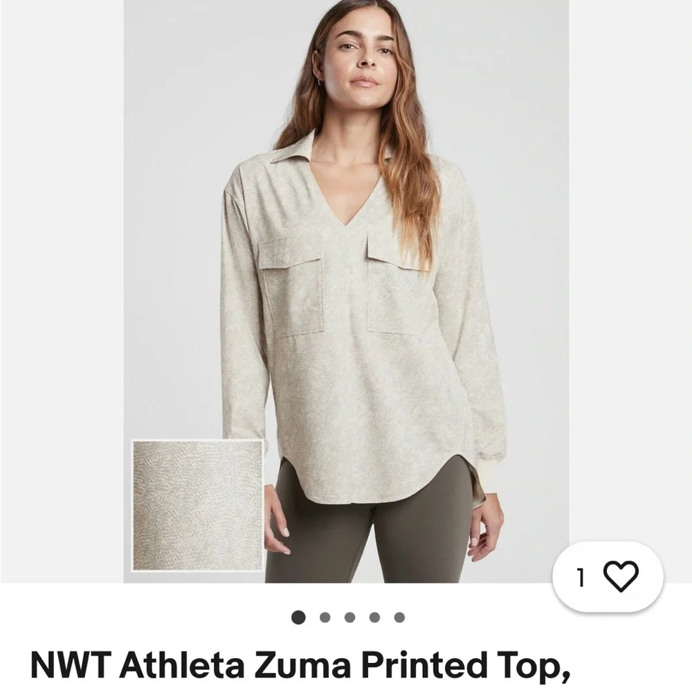Athleta Zuma Printed Collared Long Sleeve Top size Medium Gray and Tan - Picture 15 of 15